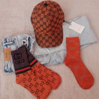 Дамски шапки и чорапи , снимка 10 - Шапки - 42650004