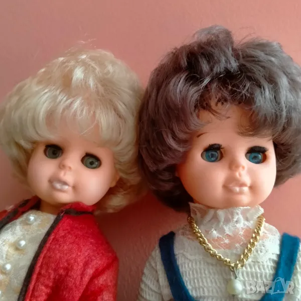 Колекционерска кукла народна носия ретро Германия 36 см Цената е за две кукли, снимка 1