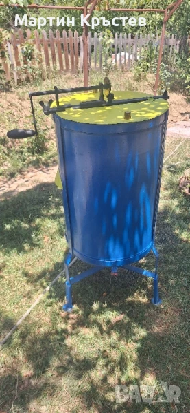 Пчеларска Центрофуга , снимка 1