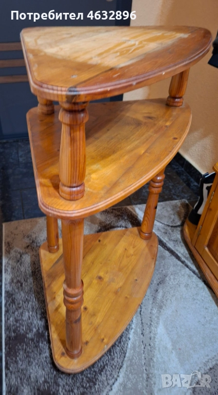 Ъглова етажерка от чам!, снимка 1