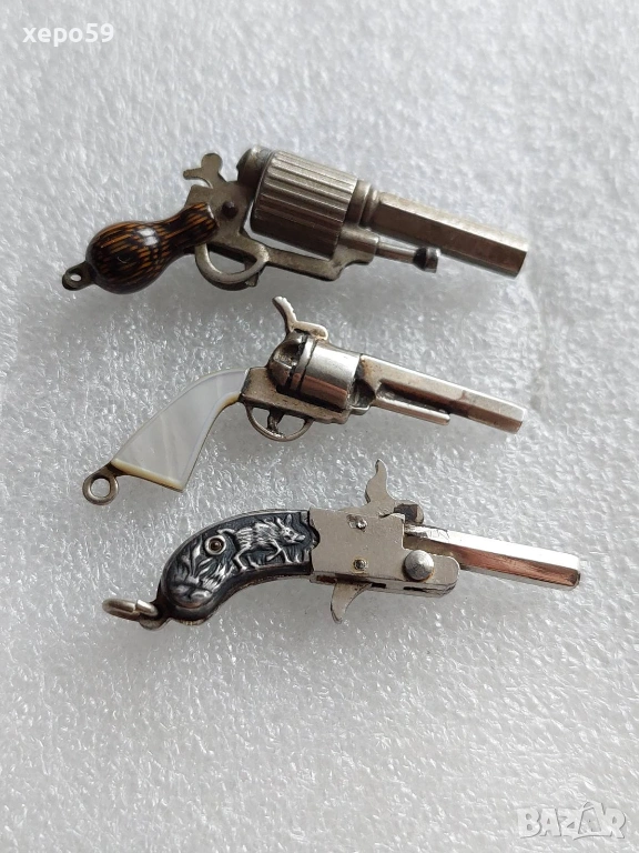 Миниатюрни сребърни пистолети-сребро 900/цена за трите 500 еу., снимка 1
