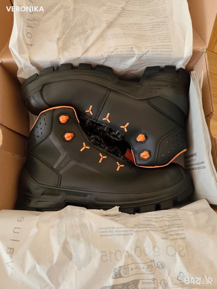 Предпазни обувки Uvex 43 номер , снимка 1