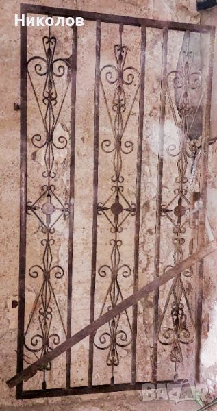 Външна врата 2/1 м. масивен железен профил с орнаменти, снимка 1