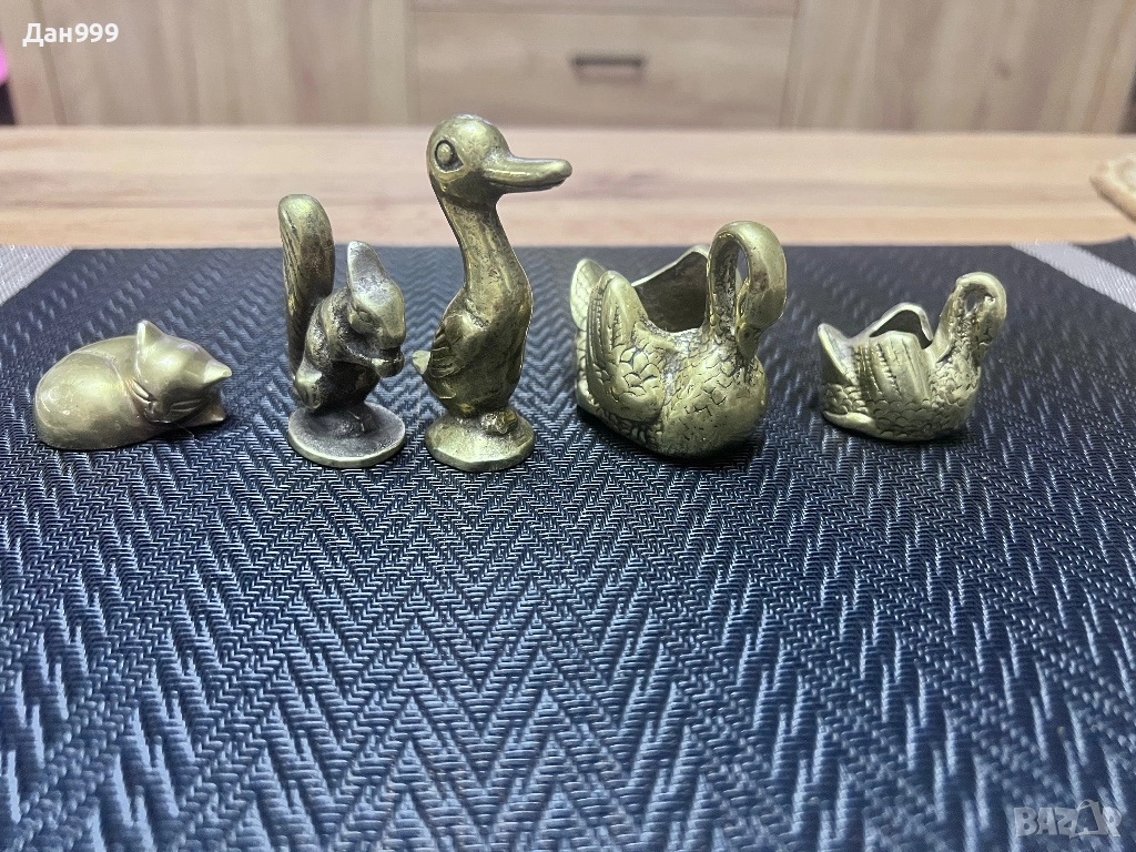 Лот от 5 месингови миниатюрни фигурки, снимка 1