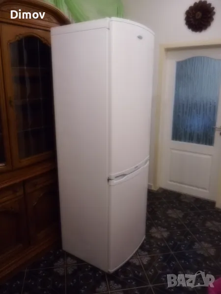 Хладилник с фризер Whirlpool Calss A. Почти нов. 187х60х60см., снимка 1