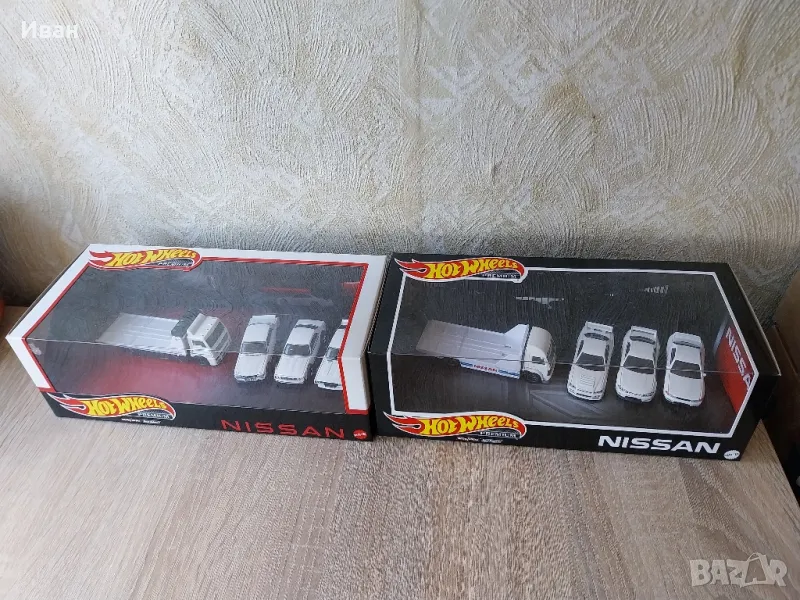 nissan garage premium hot wheels 1:64, снимка 1