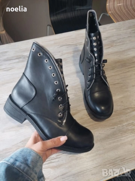 разпродажба - дамски боти , снимка 1