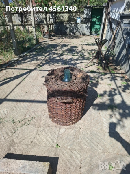 Автентична стъклената дамаджана , снимка 1