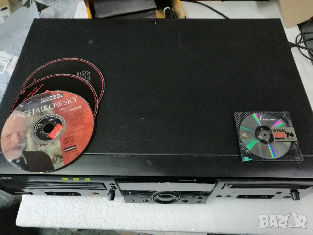 SHARP MD-R3 MiniDisk + 3 CD, снимка 10 - Декове - 53530785