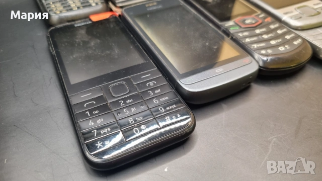 Стари Телефони за части, снимка 8 - Резервни части за телефони - 53899169