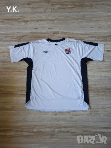 Оригинална мъжка тениска Umbro x F.C. Olympique Lyon / Seaspn 05-06 (Training), снимка 1 - Тениски - 46584613