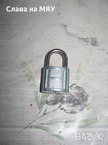 Декоративни катинарчета 