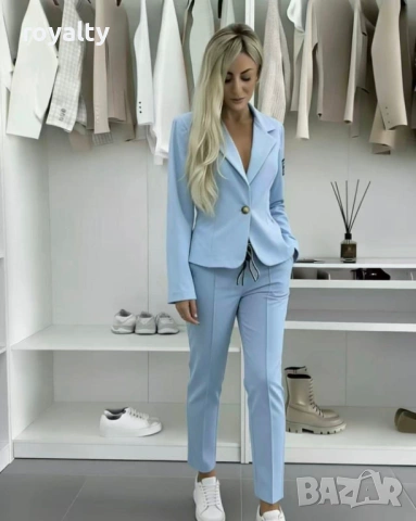 Спортно Елегантен Син Дамски Комплект Сет Две Части Различни Цветове 