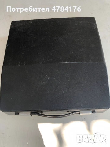 продавам пишеща машина Sperry Remington 1050