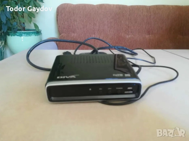 Ефирен цифров приемник с допълнителна антена, снимка 1