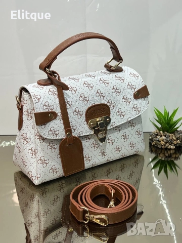 чанти Guess 18*25 , снимка 8 - Чанти - 52584083