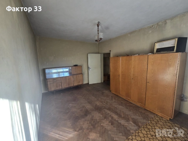 2-стаен с отделна кухня и  голяма тераса в Надежда-2, снимка 13 - Апартаменти - 53722816