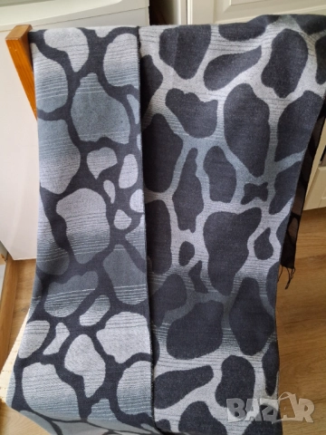 Дамски шал, снимка 3 - Шалове - 52739533