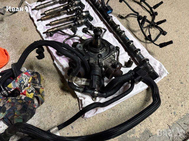 ОТЛИЧЕН Комплект Дюзи/Рейл/ Помпа/Маркучи/Трьбички за -BMW 3.0d/258hp-, снимка 10 - Части - 53843007