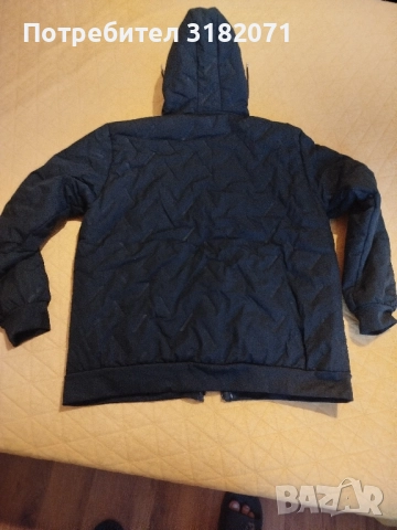 ЧИСТО НОВО яке с топла подплата и качулка, снимка 4 - Якета - 51827496