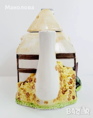 	Ръчно рисуван фин керамичен чайник Annie Row, „The Village Autumn Cottage“, снимка 3 - Други ценни предмети - 52437949