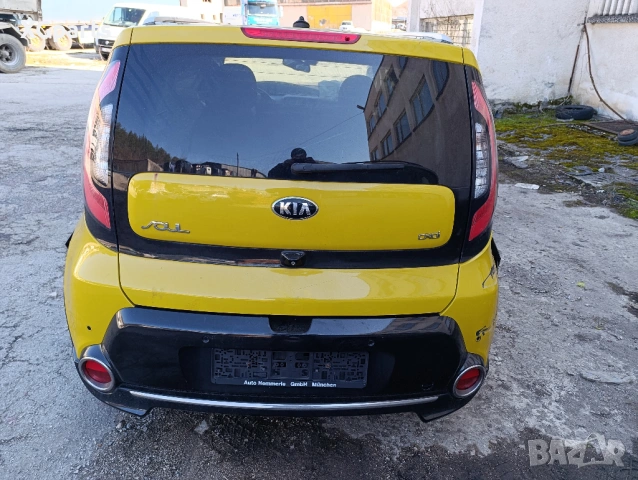 Kia Soul 1.6crdi 136к.с. 2017г. НА ЧАСТИ, снимка 3 - Автомобили и джипове - 53676302