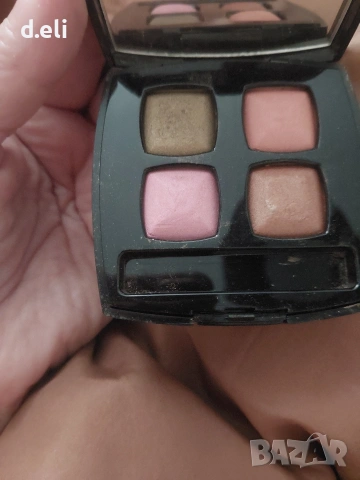 CHANEL 4 цвята палитра, снимка 2 - Декоративна козметика - 54303229