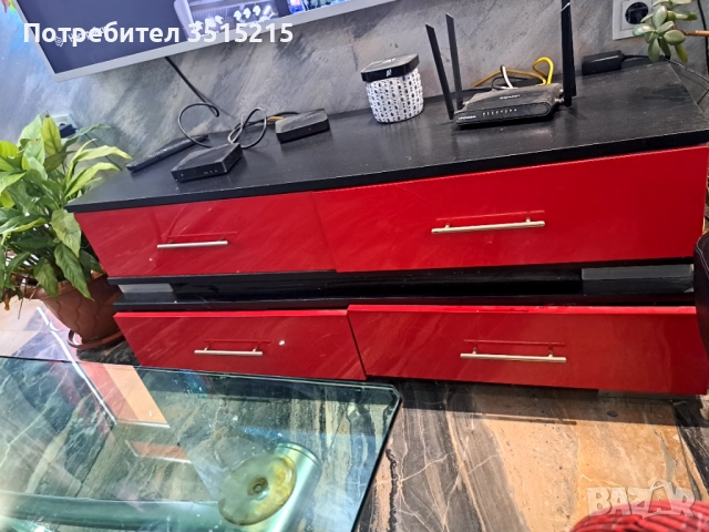 Гланциран шкаф