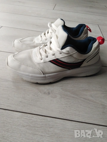 Маратонки за момче