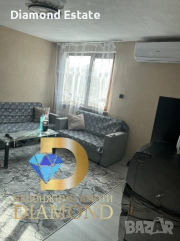 Двуетажна къща в град Гълъбово, снимка 9 - Къщи - 54040916