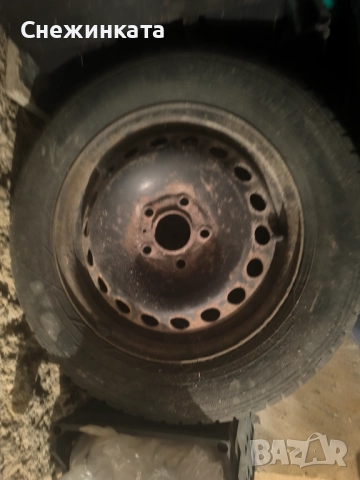 Зимни гуми с джанти Semperit, снимка 7 - Гуми и джанти - 52673487