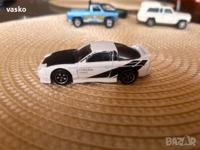 Nissan Hotwheels 2015