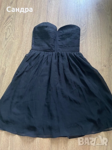 Черна рокля