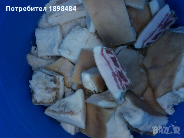 Продавам прясна сланина с месо по нея от домашно прасенце. 10лв за кг!, снимка 2 - Други стоки за дома - 53217292
