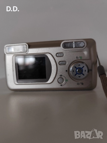 Дигитален фотоапарат Revue DC 4400, снимка 4 - Фотоапарати - 52996935