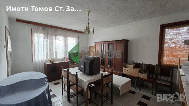 Здрава триетажна къща в гр. Гълъбово, снимка 9 - Къщи - 53510021