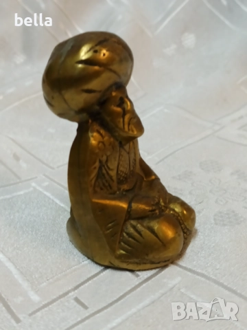 Бронзова фигура на ходжа с височина 9 см.Цена 60 лв, снимка 2 - Антикварни и старинни предмети - 52375600