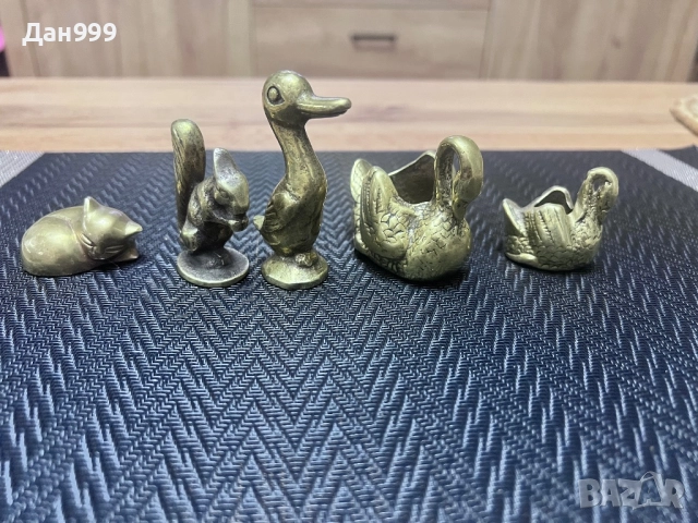Лот от 5 месингови миниатюрни фигурки
