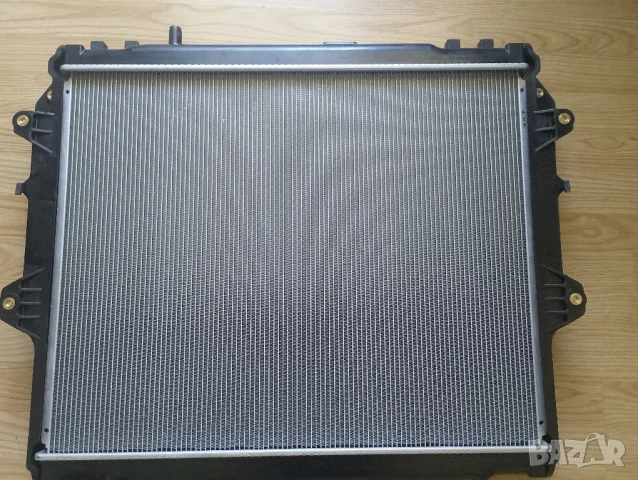 нов воден радиатор за TOYOTA HILUX, снимка 4 - Части - 51180925