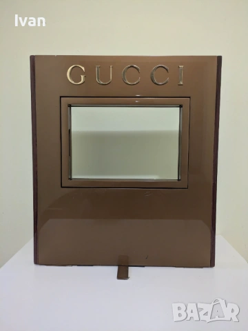Оригинална ретро антична стойка GUCCI 1960 рамка за снимка + подарък GUCCI, снимка 2 - Колекции - 53487967