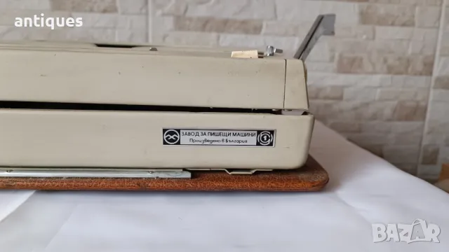 Стара пишеща машина Марица 12 - Made in Bulgaria - 1976г, снимка 7 - Антикварни и старинни предмети - 50068228