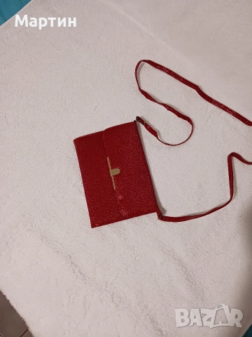 Лачена чантичка, снимка 2 - Чанти - 53660706