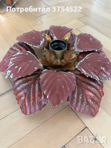 Италиянска лампа във формата на цвете