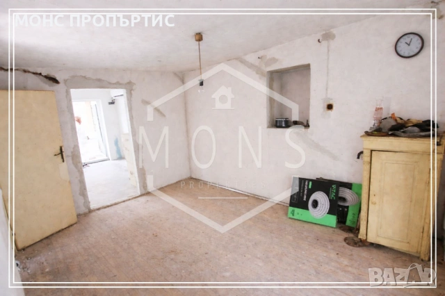 Търговско помещение под наем в центъра на гр. Севлиево., снимка 5 - Магазини - 54080704