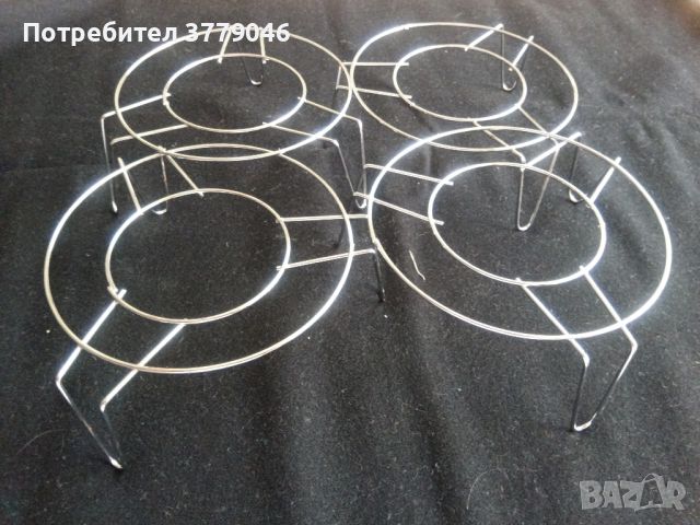 Комплект метални подложки за горещи съдове , снимка 1 - Аксесоари за кухня - 46239218