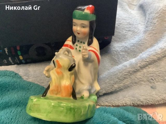 Фигурка порцелан отличен състояние произведено в Япония, снимка 2 - Колекции - 53084484