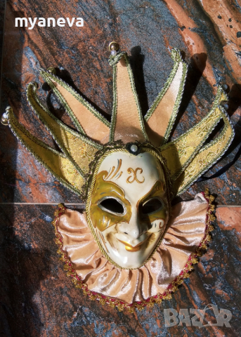 Венециански маски ръчно изработени и оцветени . Може и на стена да се позиционират , снимка 5 - Декорация за дома - 45035228