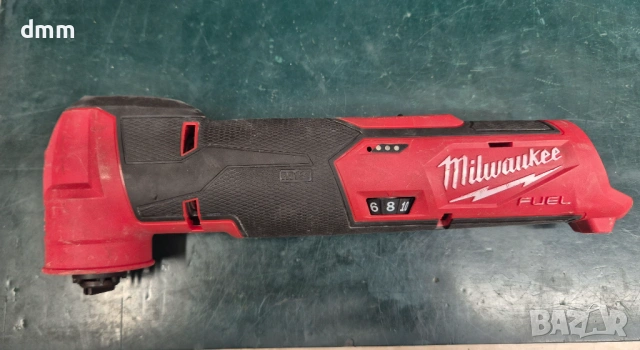 Milwaukee M12 Oscillating Multi-Tool 2526-20