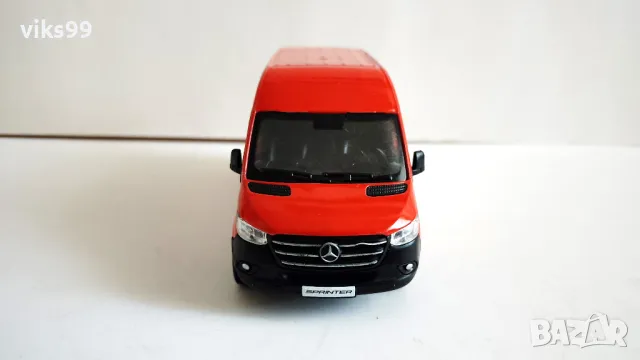 Mercedes-Benz Sprinter Delivery Van KiNSMART 1:48, снимка 8 - Колекции - 47103650