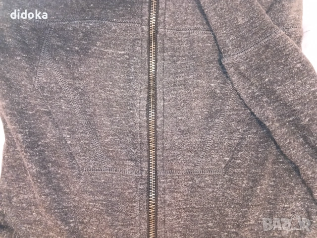 Горнище Nike , снимка 3 - Детски анцузи и суичери - 54257895